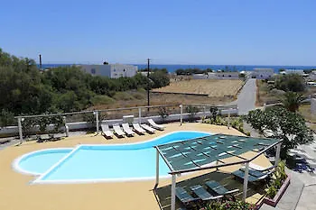 Nostos فندق